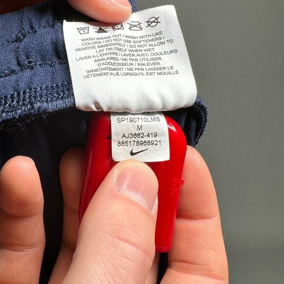 Nike Sweatpants Navy Blue Polyester Joggers White Swoosh has Ankle Zippers - Picture 4 of 4